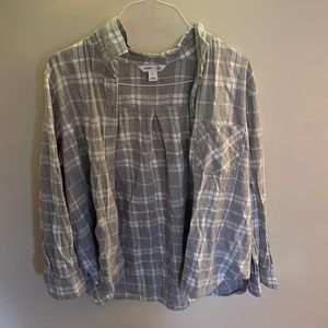 OLD NAVY GRAY AND WHITE FLANNEL